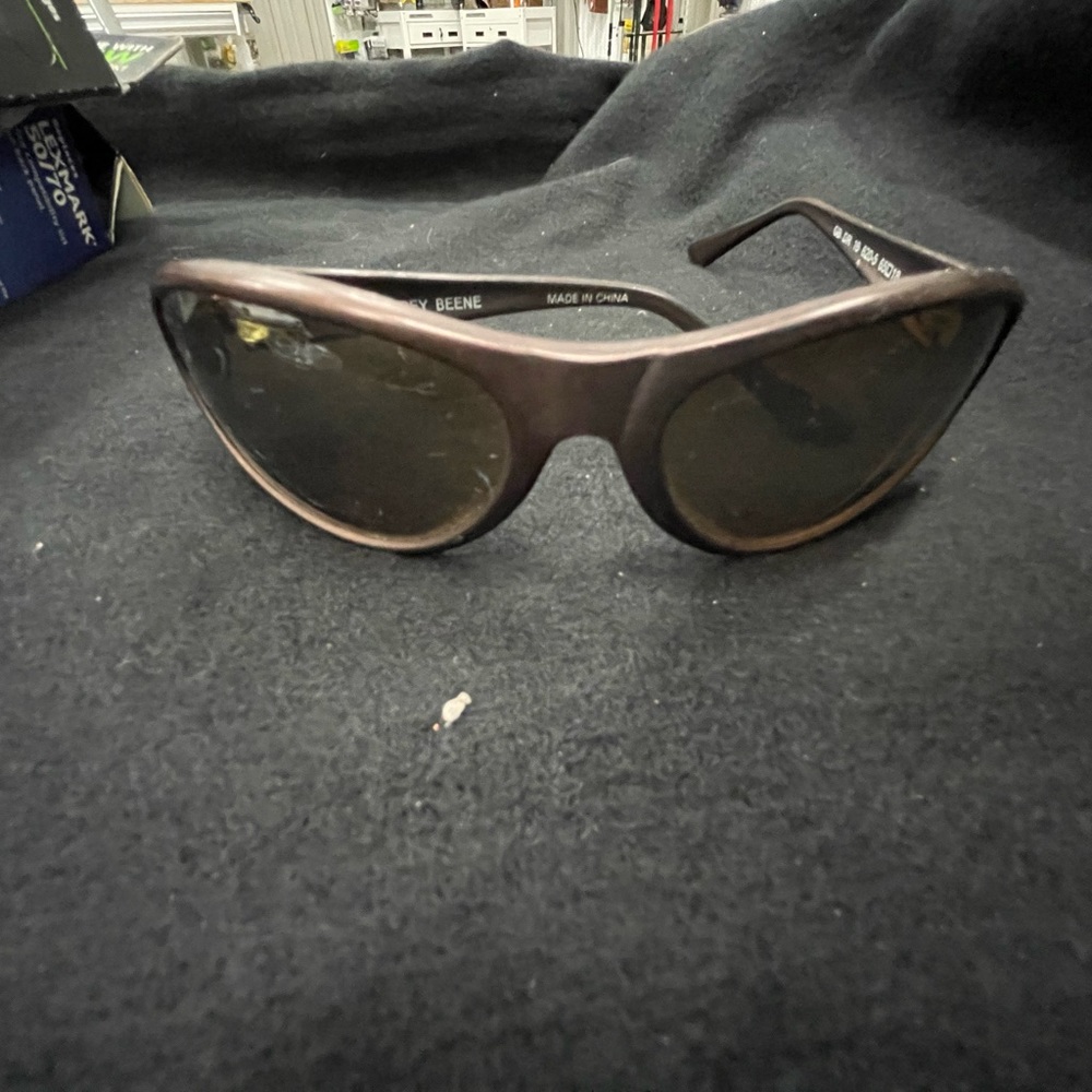 Geoffrey Beene sunglasses